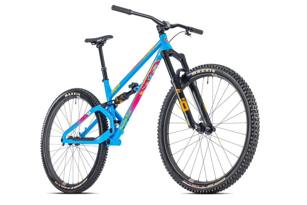 2023 Production Privée Shan 5 first ride review - Ladies and